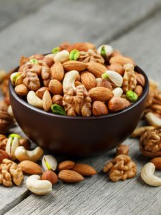 تصویر 1 از بهترین قیمت خرید مغز بادام سنگی درجه یک